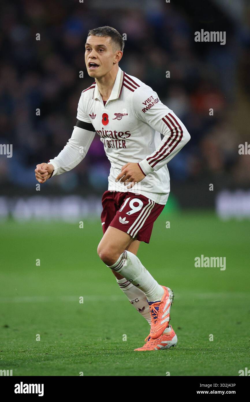 Leandro Trossard Arsenal celebration Burnley The Title Will Be Decided in 24 Hours