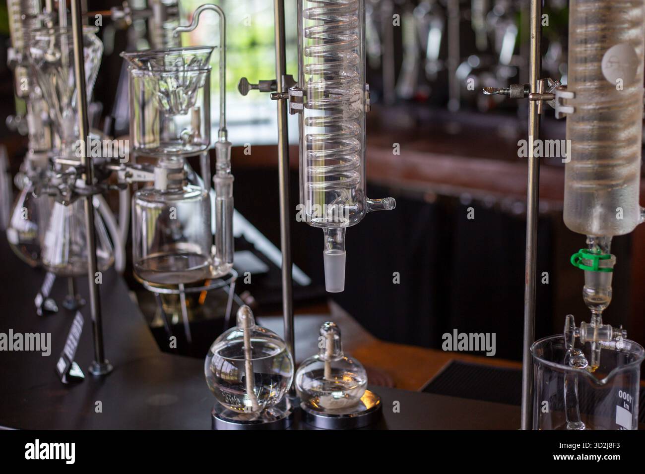 Selective focus glass tubes for coffee shop distillation equipment ...