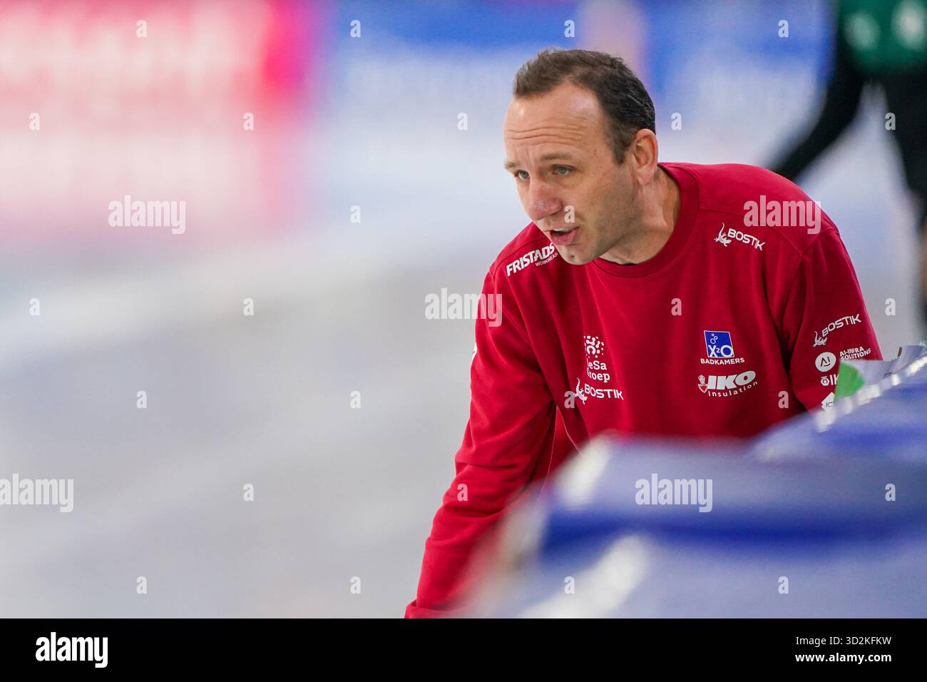 HEERENVEEN, NETHERLANDS - NOVEMBER 2: Martin ten Hove of Team IKO - H2O ...