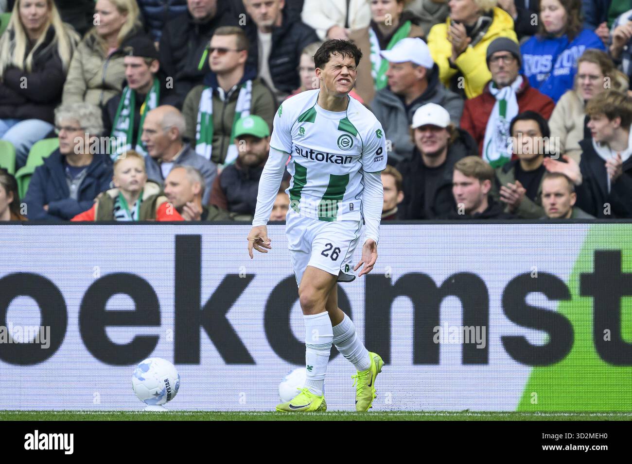 GRONINGEN - An angry Thom van Bergen of FC Groningen during the Dutch  Eredivisie match between FC Groningen and FC Twente at the Euroborg Stadium  on November 2, 2025, in Groningen, Netherlands.