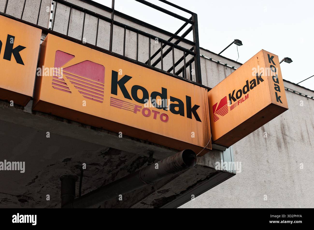 Kodak sign building hi-res stock photography and images - Alamy
