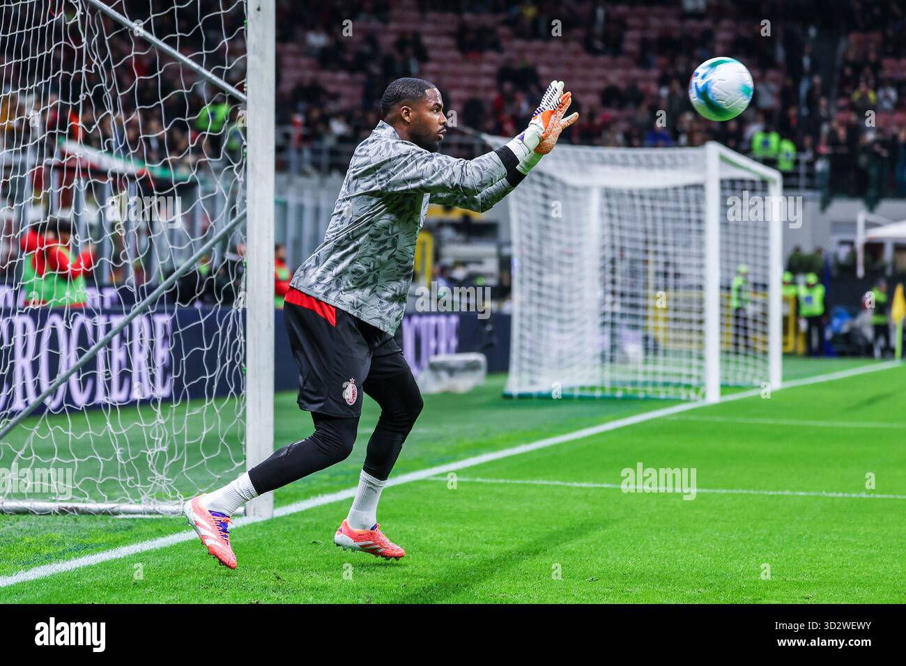 Mike Maignan of AC Milan seen in action during Serie A 2025/26 football ...