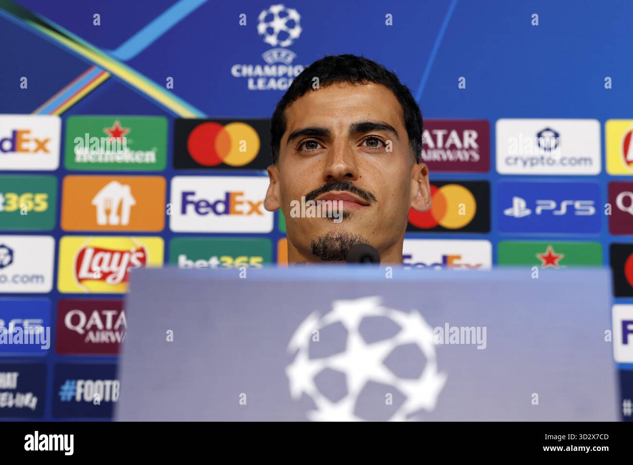 Chiquinho olympiacos hi-res stock photography and images - Alamy
