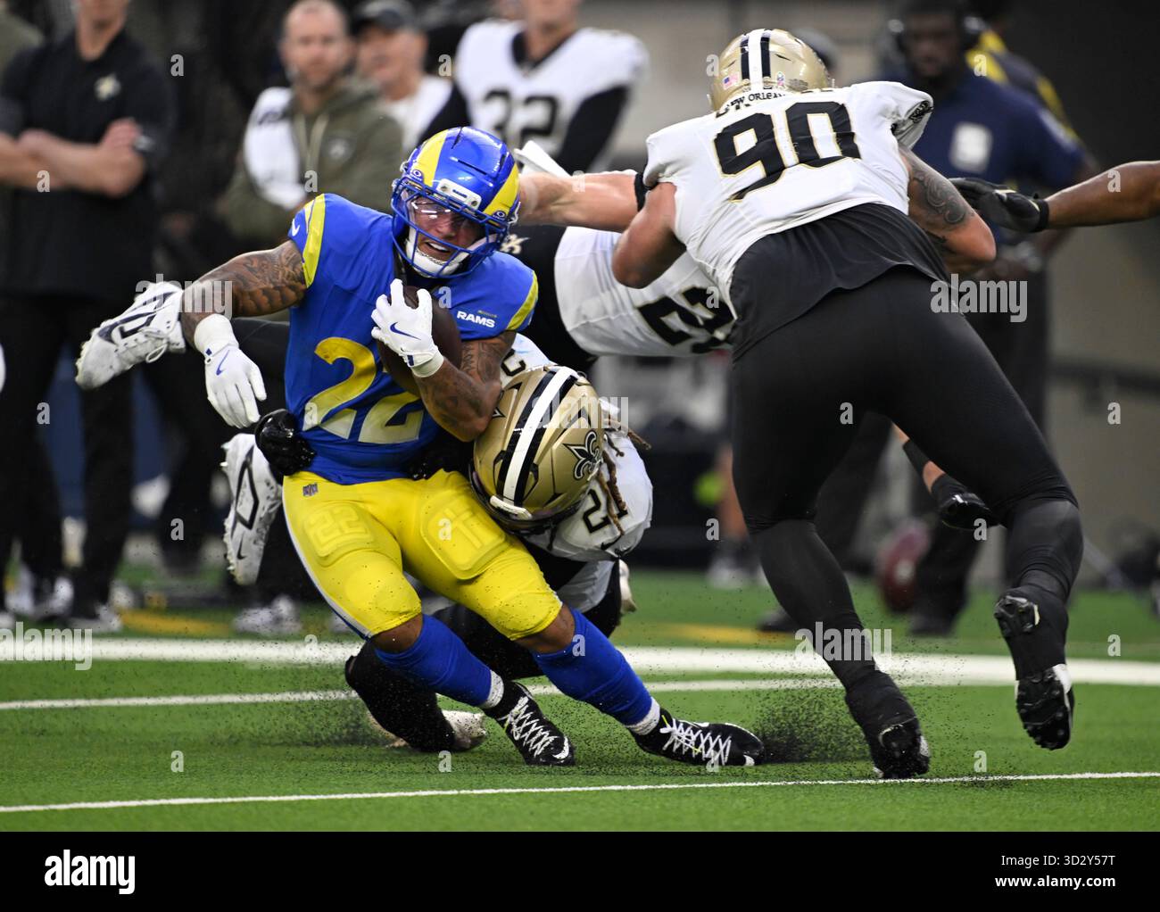November 02, 2025 Los Angeles Rams running back Blake Corum (22) is ...