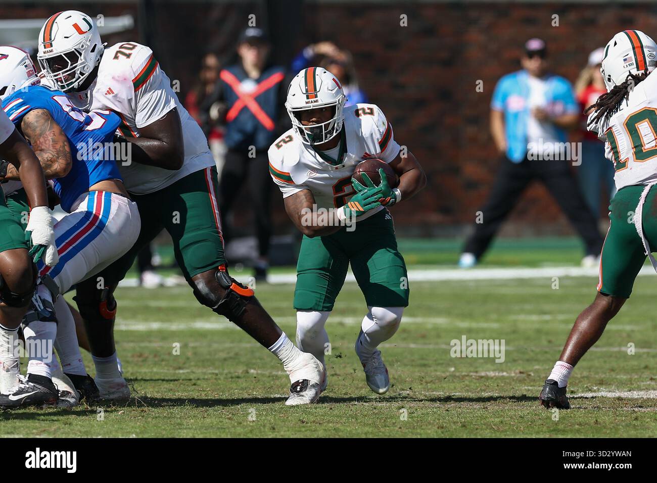 DALLAS, TX - November 01: Miami Hurricanes running back Jordan Lyle (#2 ...