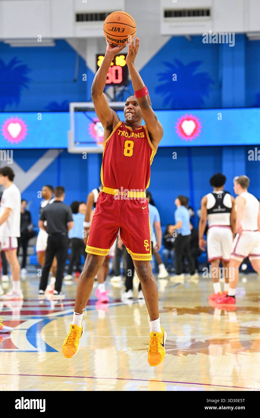 LOS ANGELES, CA - OCTOBER 18: USC Trojans guard Jerry Easter II (8 ...