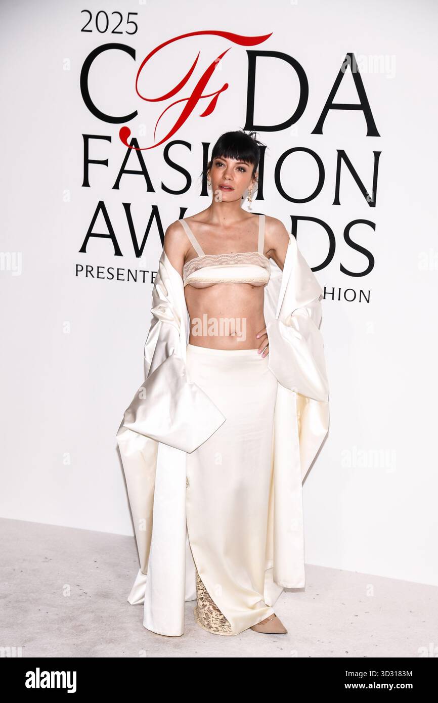 Lily Allen walking on the red carpet at the 2025 CFDA Fashion Awards