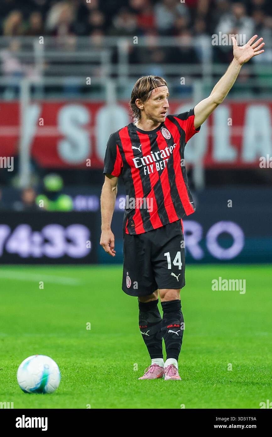 Luka Modric of AC Milan seen in action during Serie A 2025/26