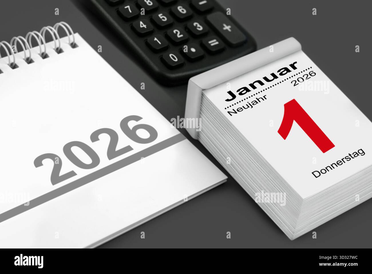 Deutscher Kalender Datum 1. Januar 2026 Neujahr mit Rechner Stock Photo