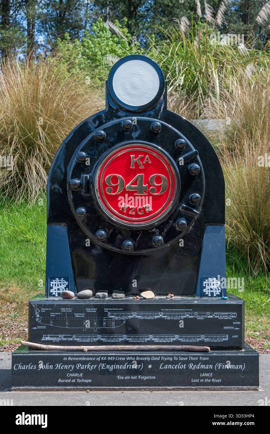Tangiwai reserve and the memorial to the KA 949, train disaster in
