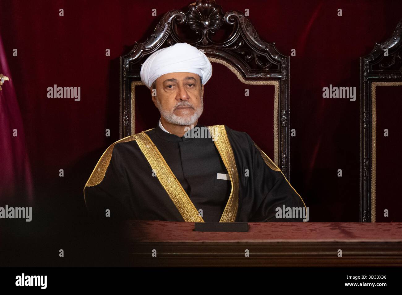 Madrid, Spain. 04th Nov, 2025. His Majesty the Sultan of Oman, Haitham Bin Tarik, during the presentation of the Golden Key of the City of Madrid at the Casa de Villa. Credit: SOPA Images Limited/Alamy Live News Stock Photo
