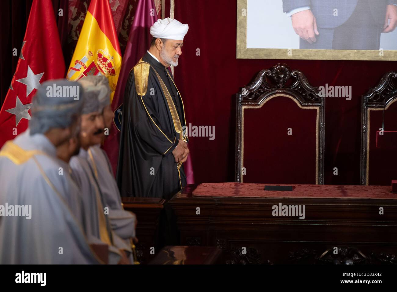 Madrid, Spain. 04th Nov, 2025. His Majesty the Sultan of Oman, Haitham Bin Tarik, during the presentation of the Golden Key of the City of Madrid at the Casa de Villa. Credit: SOPA Images Limited/Alamy Live News Stock Photo