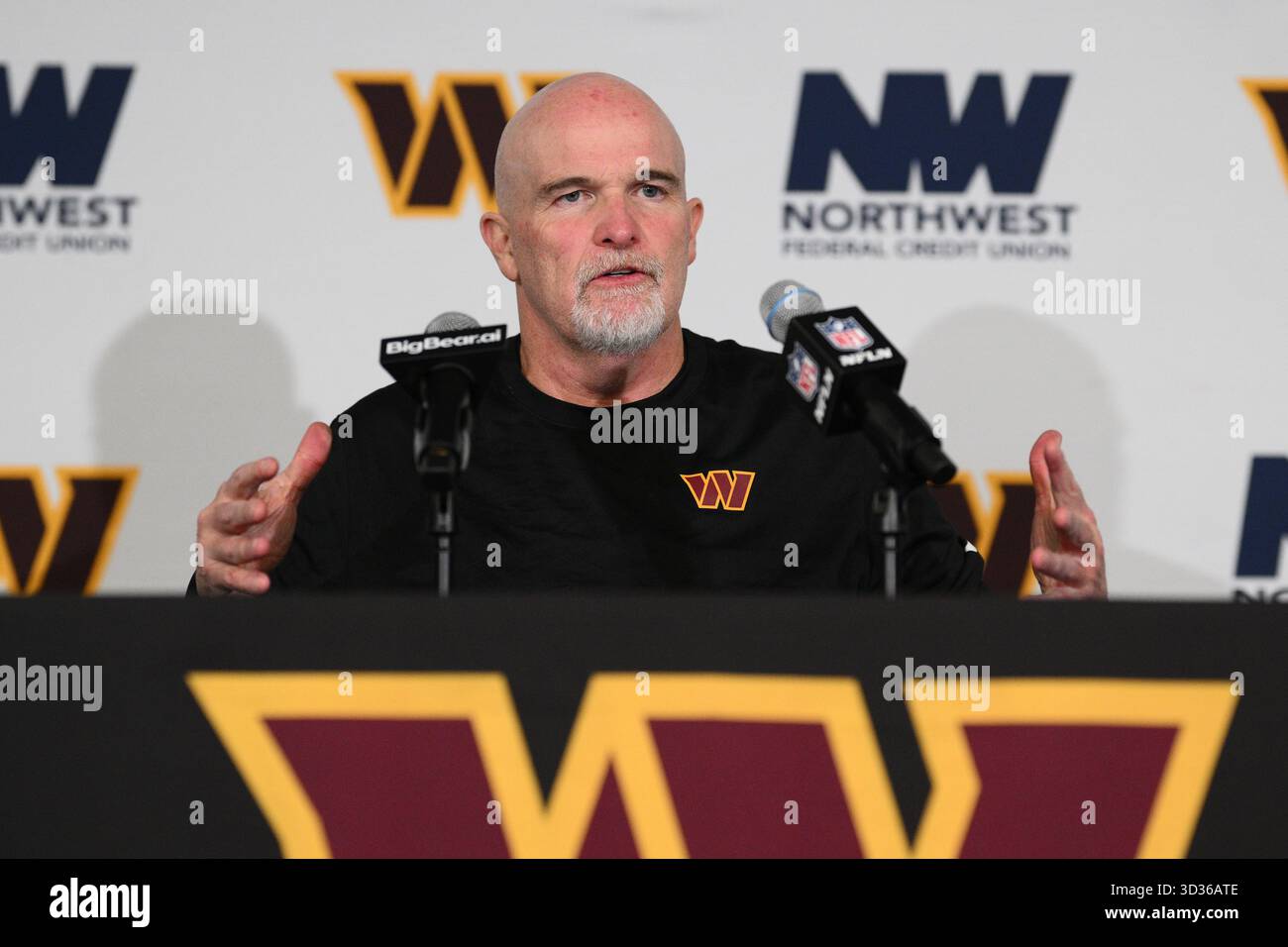 Washington Commanders head coach Dan Quinn speaking to members of the ...