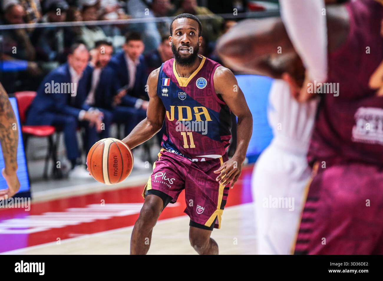 David Holston Scores 28 Points as JDA Dijon Beats CSP Limoges David Holston Scores 28 Points as JDA Dijon Beats CSP Limoges