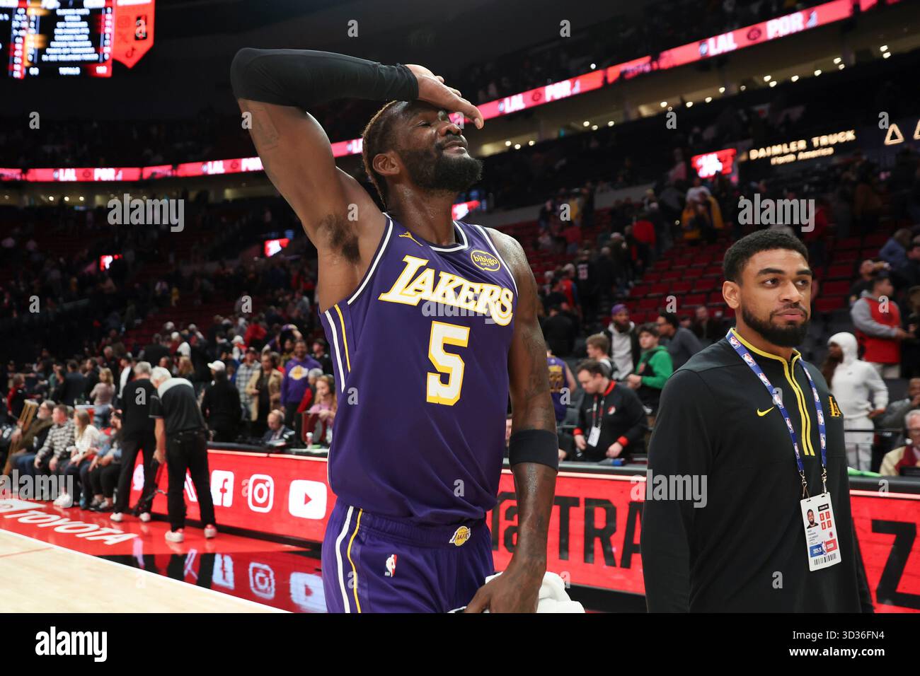 Los Angeles Lakers center Deandre Ayton (5) reacts after his team won ...