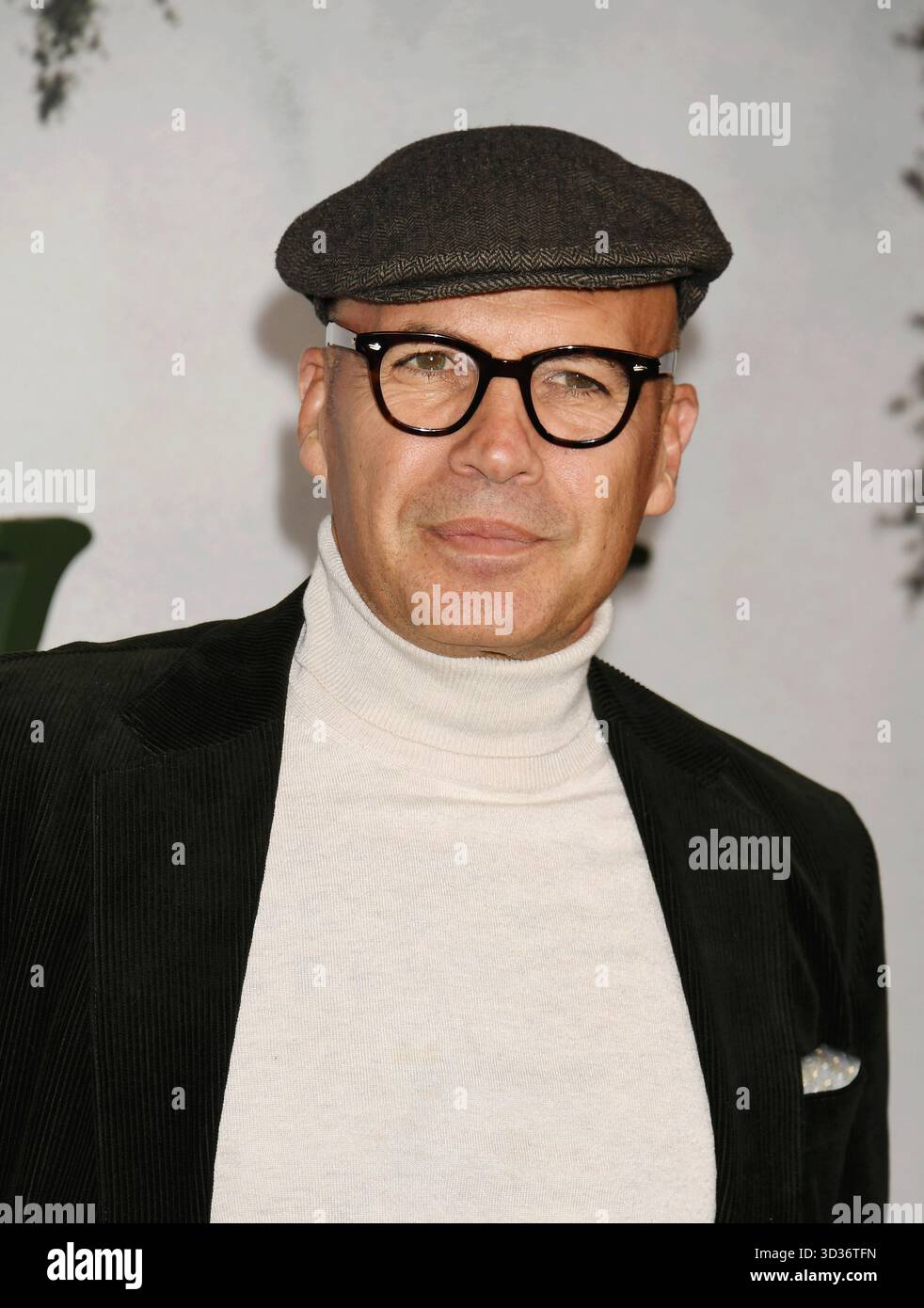 LOS ANGELES, CALIFORNIA - NOVEMBER 03: Billy Zane at Los Angeles ...
