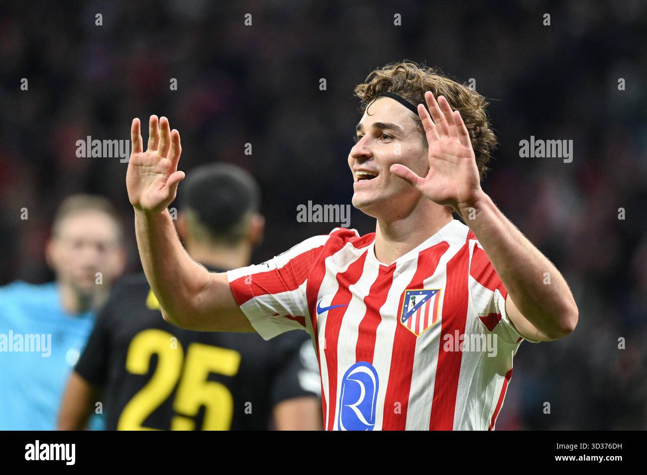 Madrid, Spain. 05th Nov, 2025. Julian Alvarez of Atletico de Madrid seen during the UEFA Champions League match between Atletico de Madrid and R Union Saint Gilloise at Estadio Metropolitano. Final score; Atletico de Madrid 3-1 R Union Saint Gilloise Credit: SOPA Images Limited/Alamy Live News Stock Photo