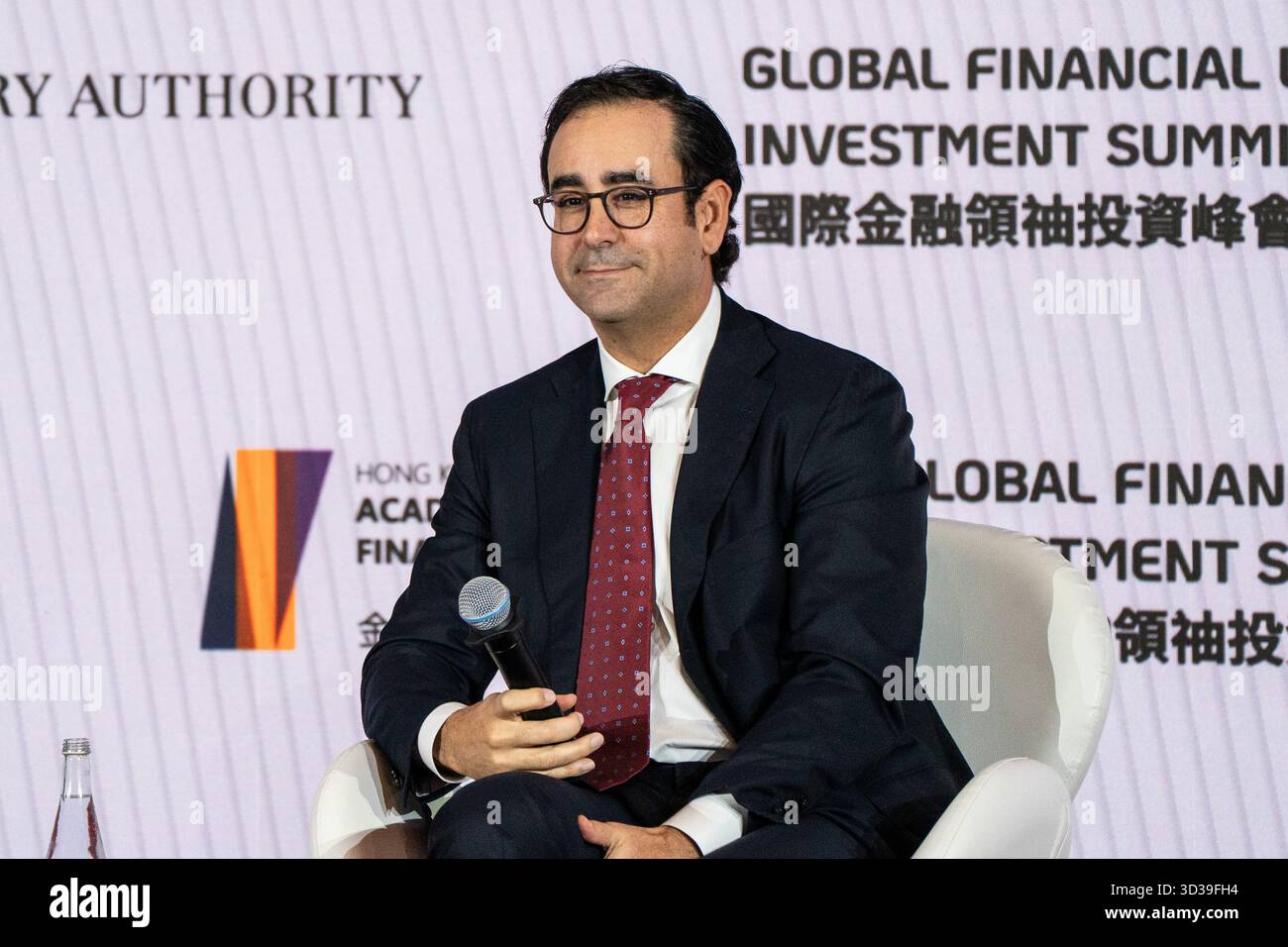 President of apollo global management hi-res stock photography and ...