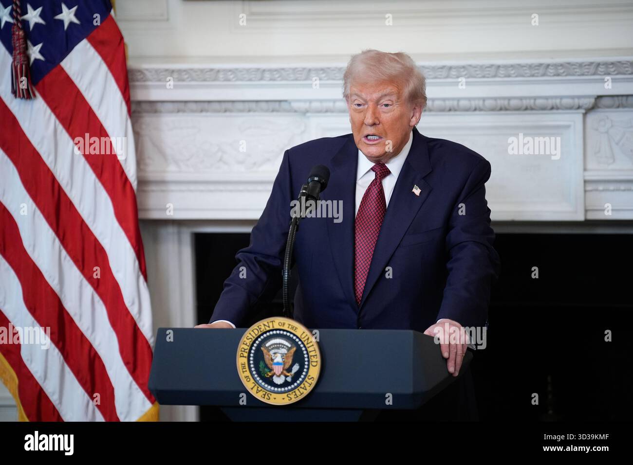 US President Donald Trump delivers remarks at the breakfast with ...