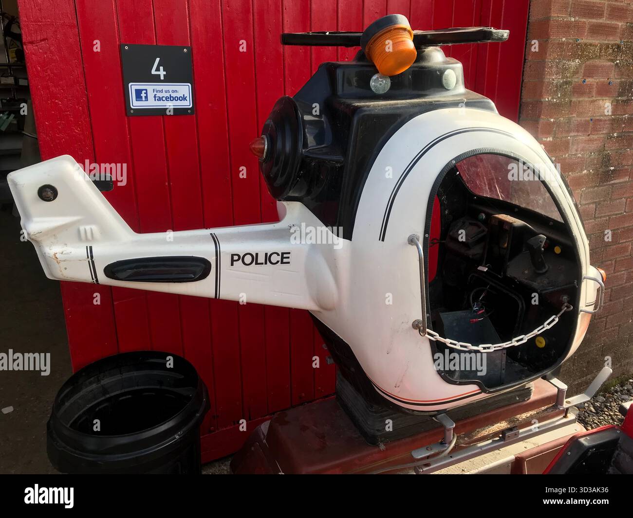Police helicopter model hi-res stock photography and images - Alamy