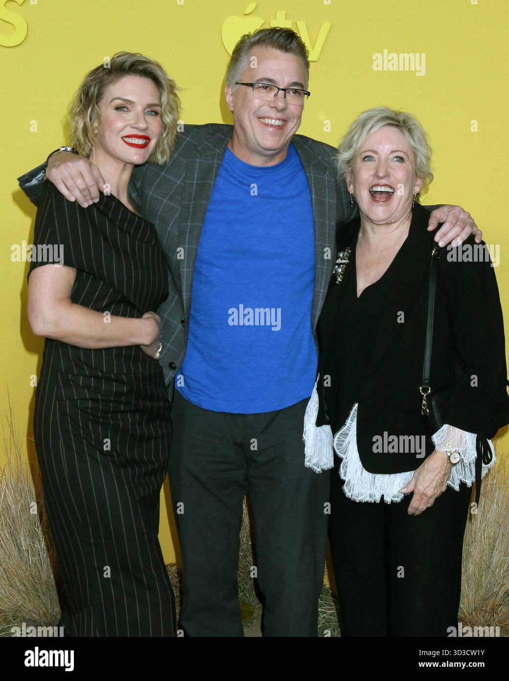 LOS ANGELES - NOV 4: Rhea Seehorn, Vince Gilligan, Holly Rice at the ...