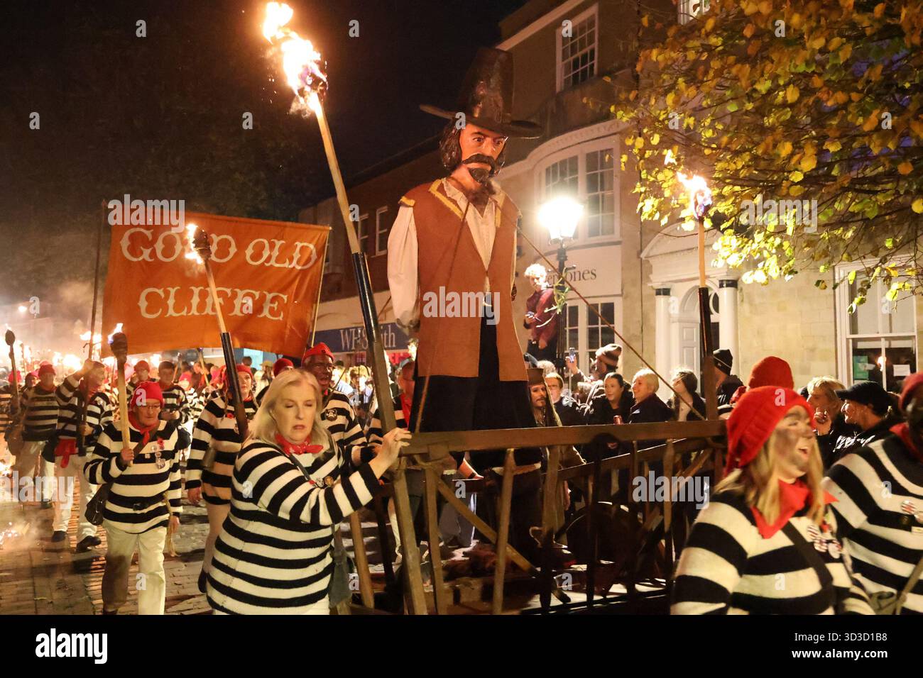 Lewes bonfire 2025 hi-res stock photography and images - Alamy