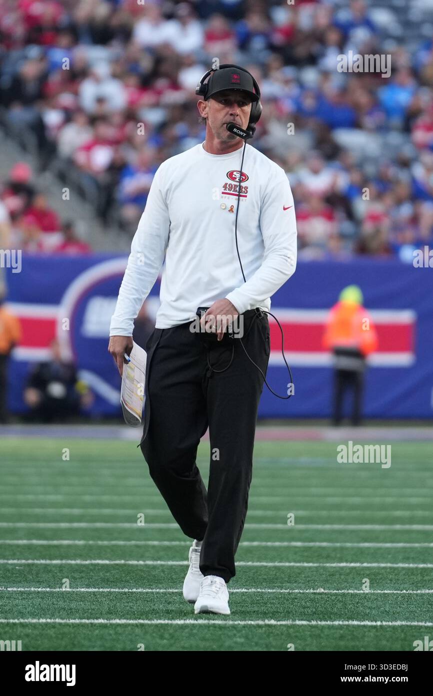 Timeout Sign Nfl San Francisco 49ers head coach Kyle Shanahan walks on the field during ...