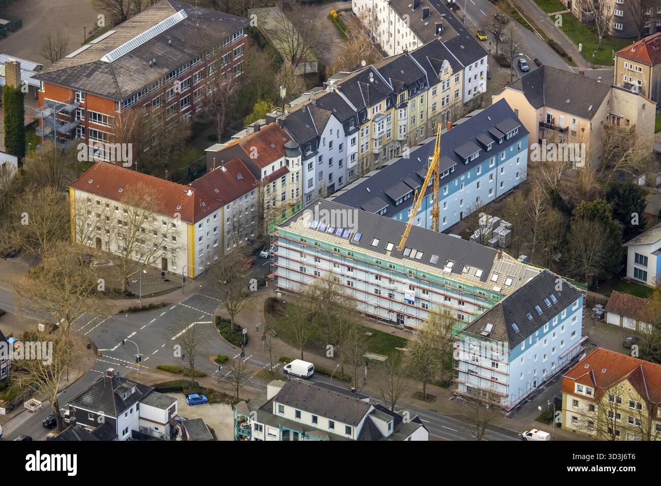 Corner house mont cenis strasse hires
