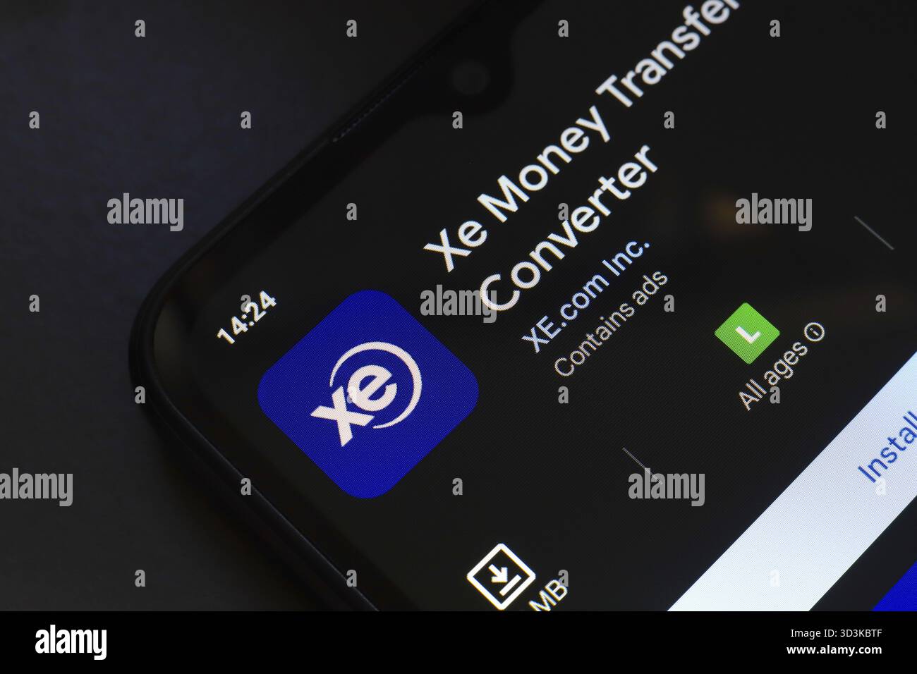 Online money converter hi-res stock photography and images - Alamy