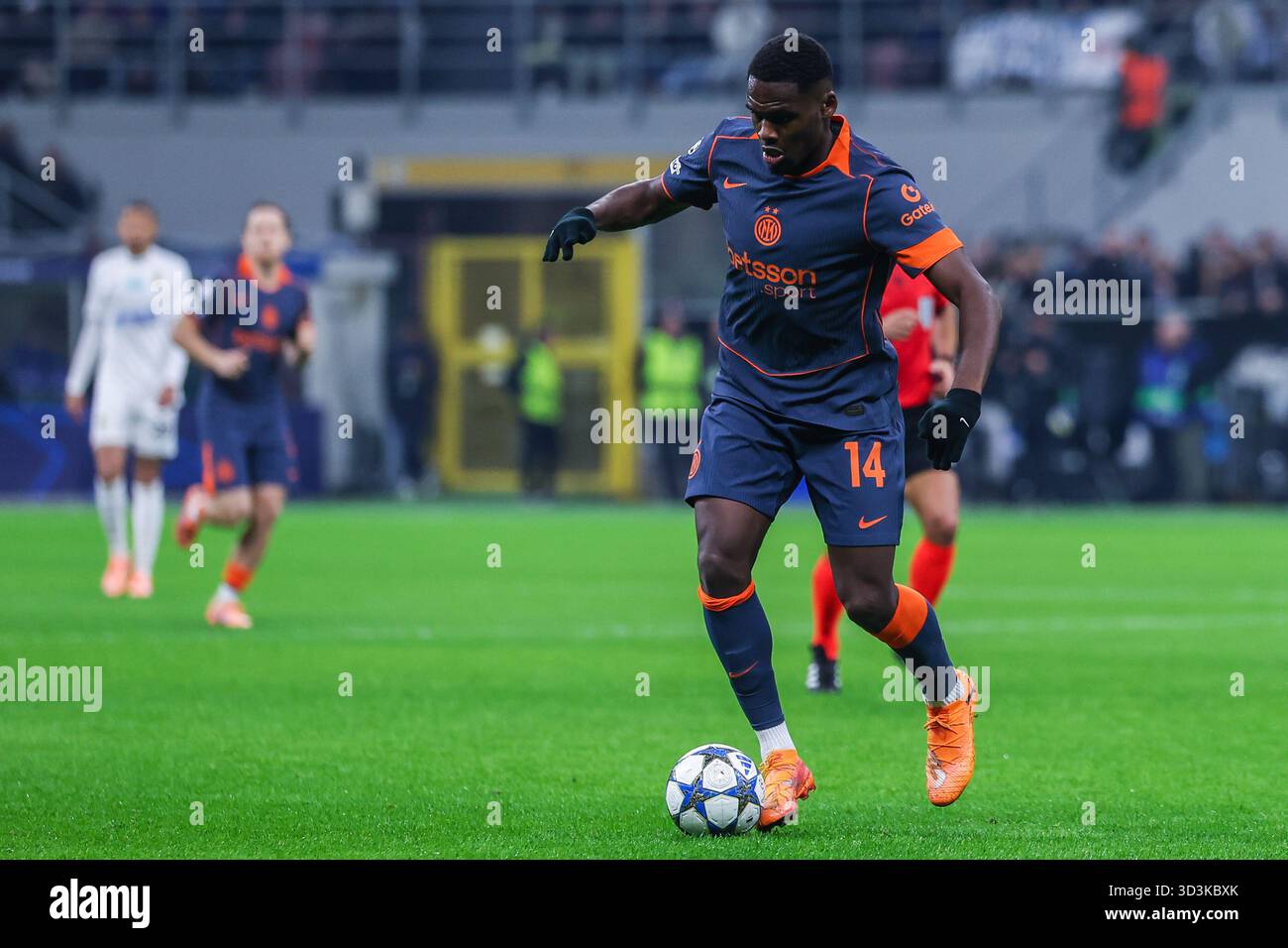 Ange-Yoan Bonny of FC Internazionale seen in action during UEFA ...