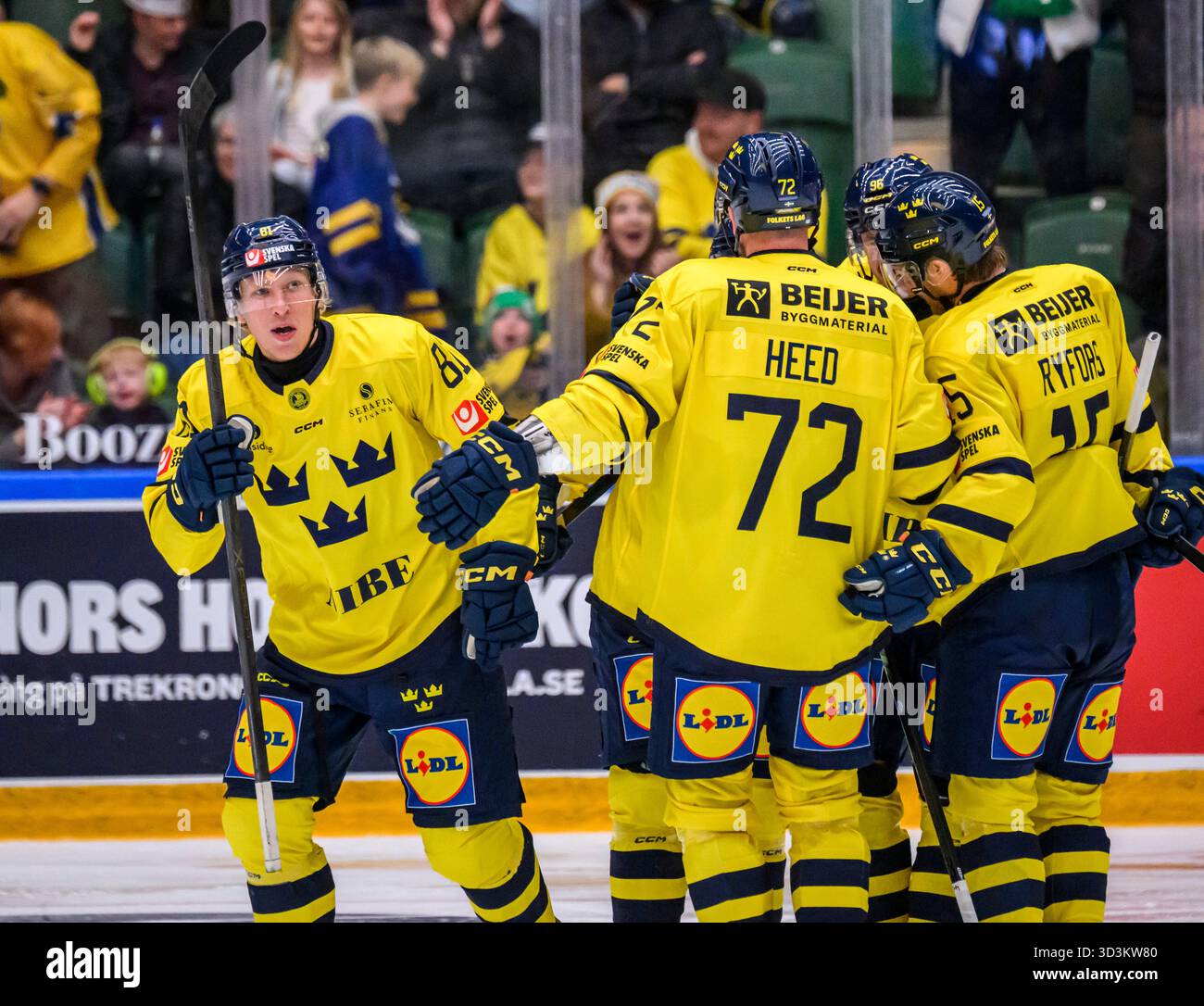 ngelholm-2025-11-06sweden-s-marcus-sylveg-rd-left-celebrates-after