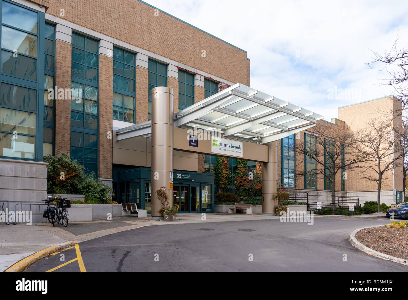Edmond Odette Cancer Centre at Sunnybrook Health Sciences Centre in ...