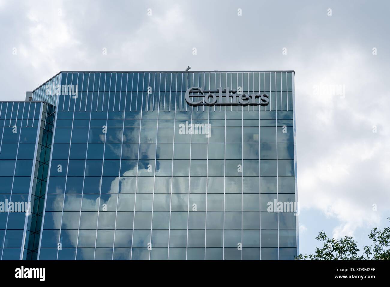 Colliers logo hi-res stock photography and images - Alamy
