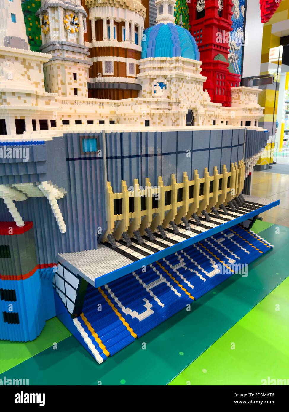 Welsh Dragon, LEGO sculpture, Cardiff, Wales, St David’s Dewi Sant, shopping centre, LEGO Store, public art, retail display, cultural icon - Smartphone Captured Stock Image