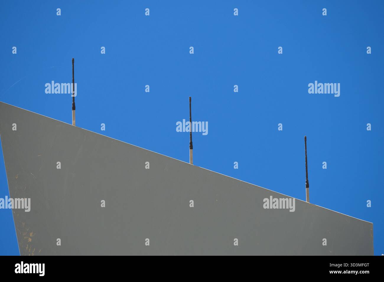 Edge of a aircraft tail section hi-res stock photography and images - Alamy