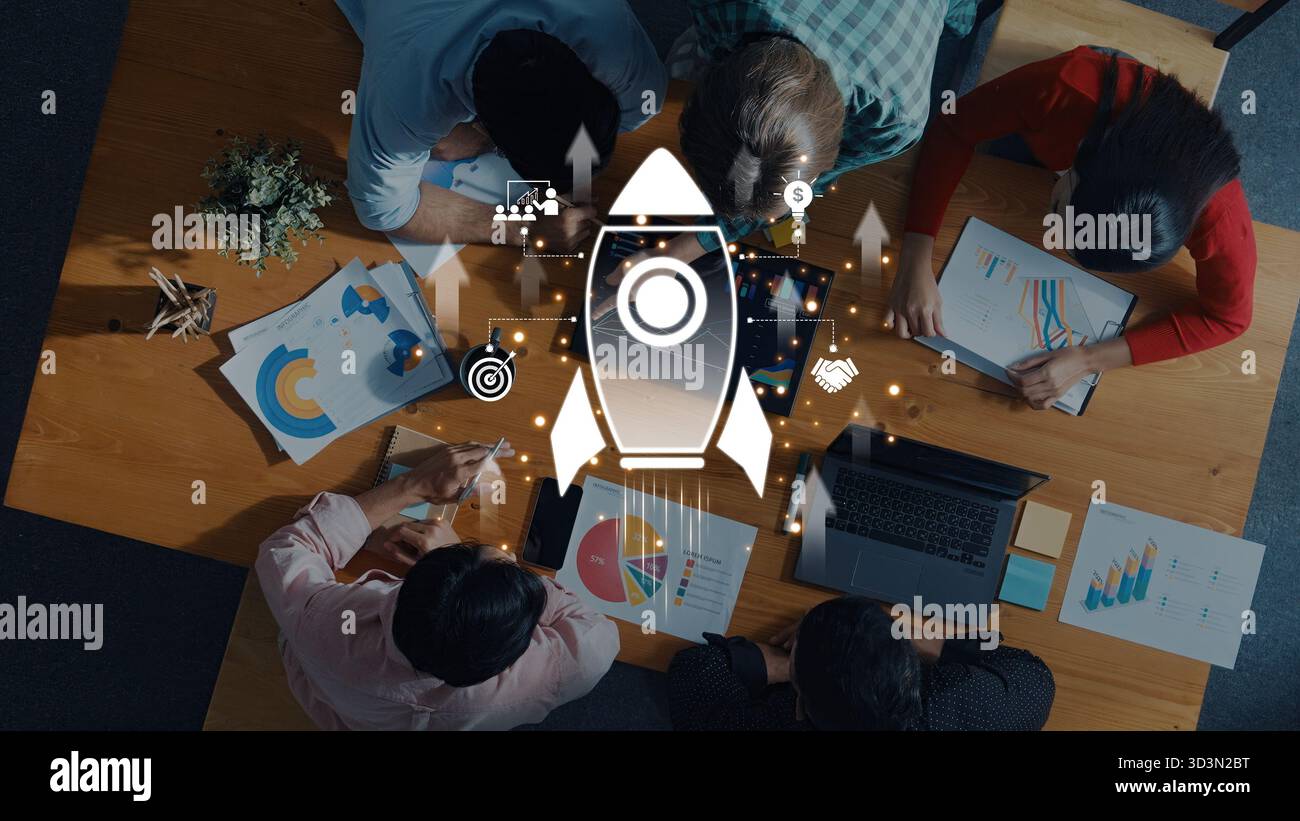 Dynamic teamwork environment capturing a brainstorming session ...