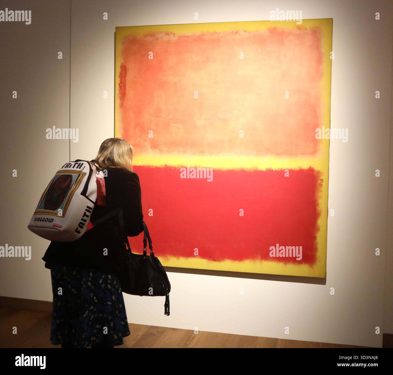 Mark Rothko Woman Sewing Mark rothko artist hi-res stock photography and images - Alamy
