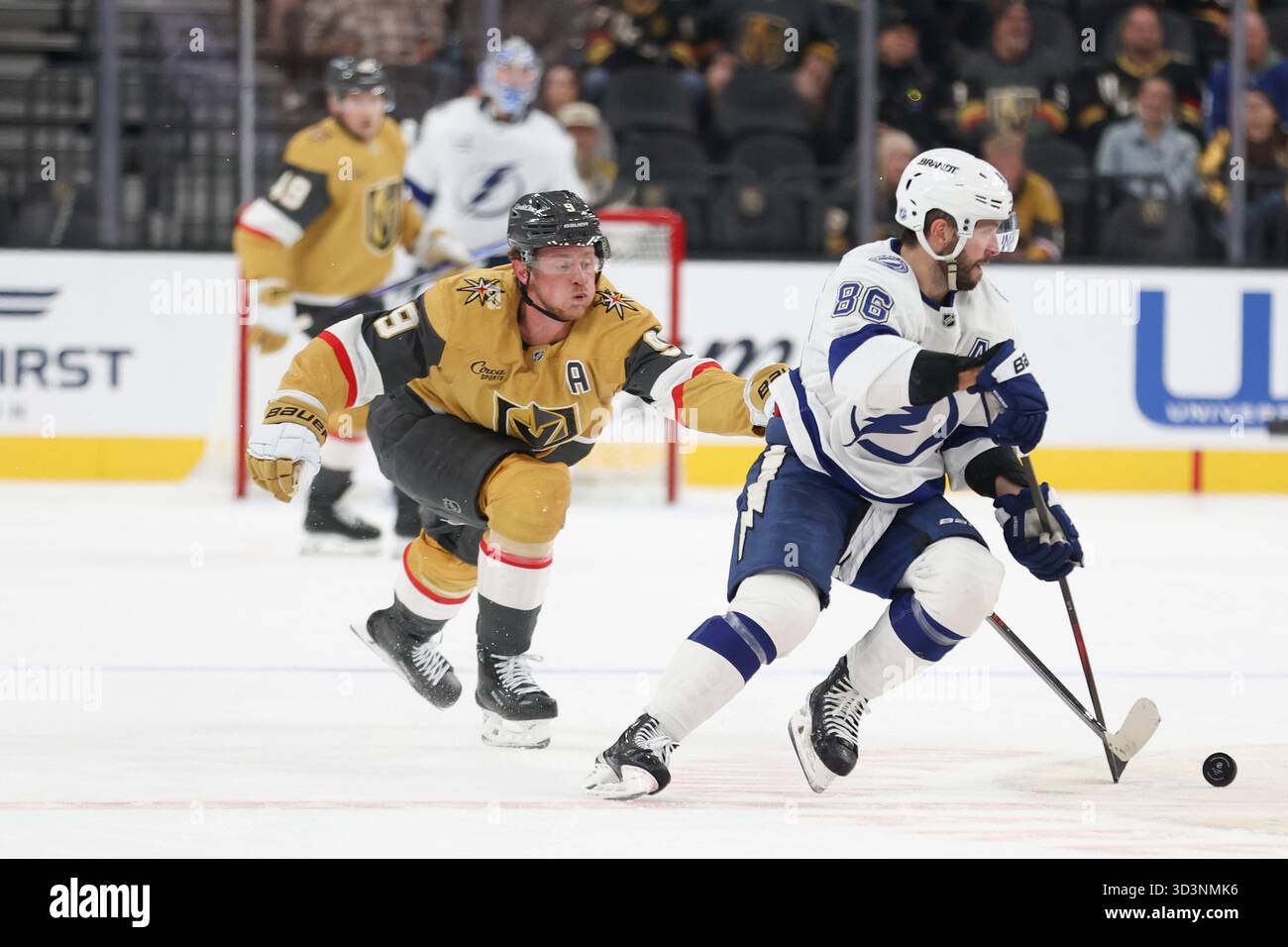 Nikita Kucherov Vegas Golden Knights NHL playoff druhý Series Lead and Psychological Edge