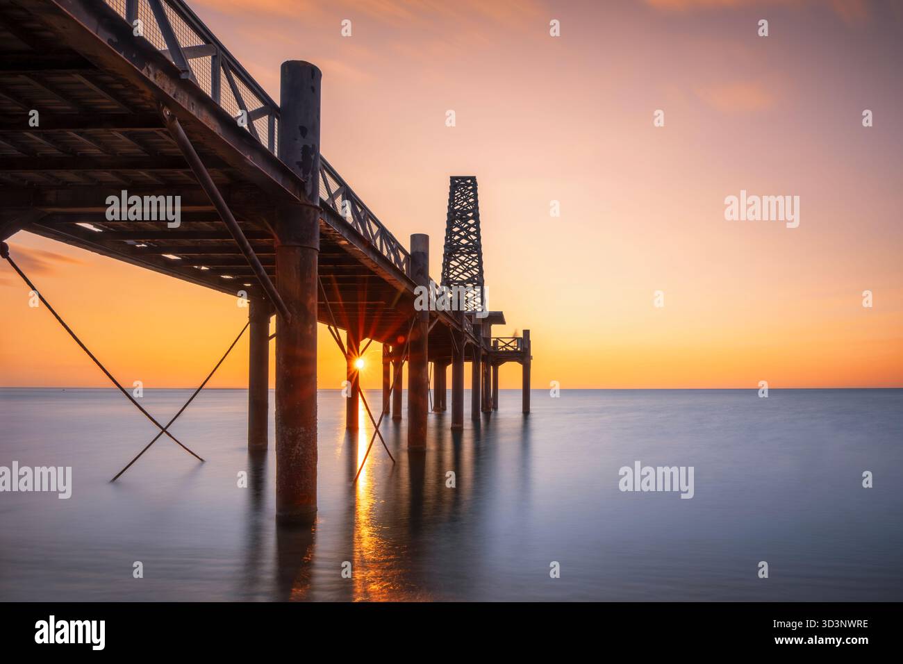 low-angle-side-view-of-the-wooden-pier-le-ponton-de-leucate-with