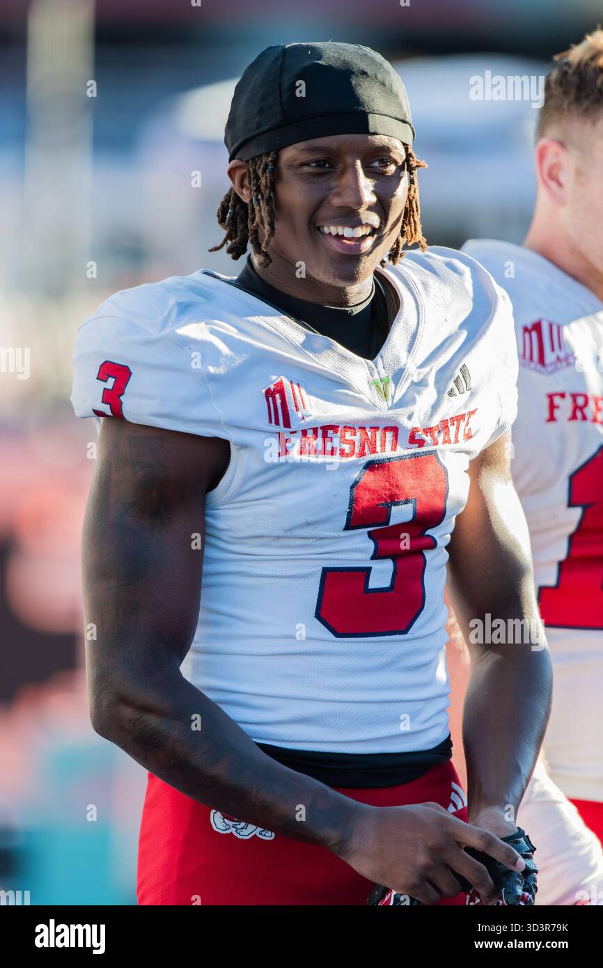 BOISE, ID - NOVEMBER 01: Fresno State Bulldogs defensive back Al ...
