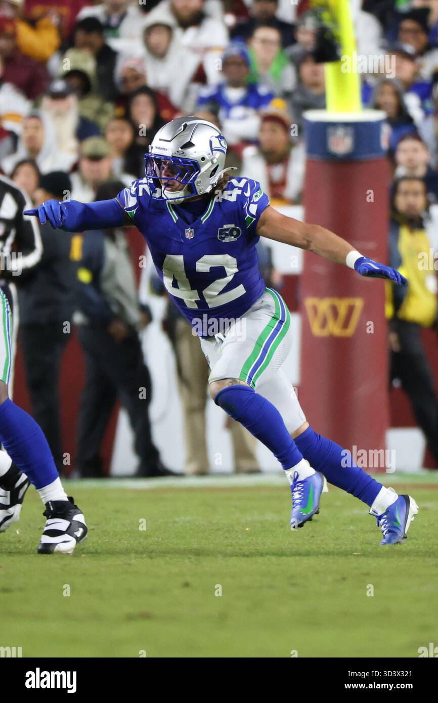 Drake Seahawks Seattle Seahawks linebacker Drake Thomas (42) rushes during an NFL ...