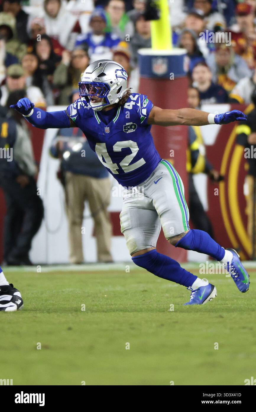 Drake Seahawks Seattle Seahawks linebacker Drake Thomas (42) rushes during an NFL ...