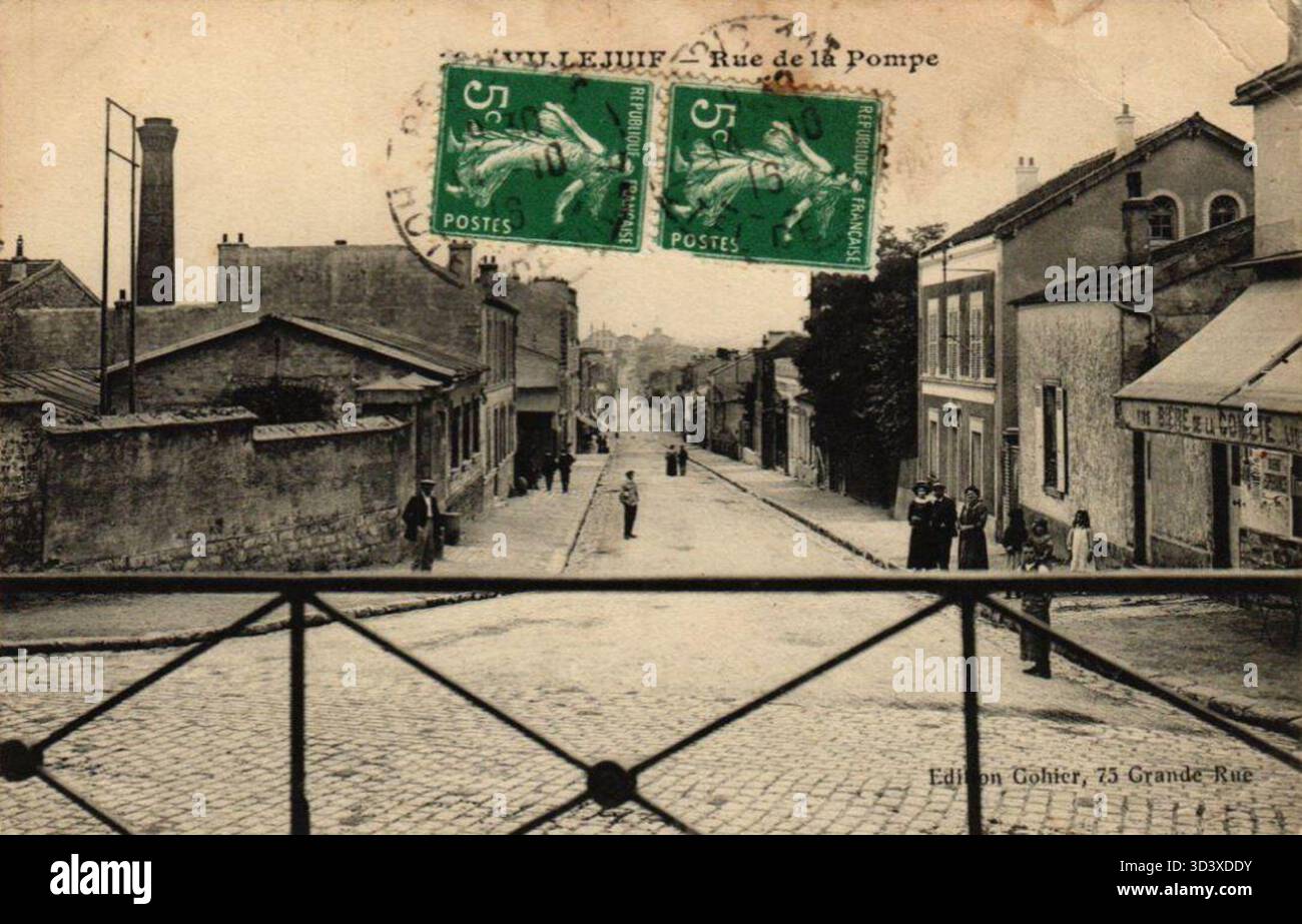 Rue de la pompe hi-res stock photography and images - Alamy