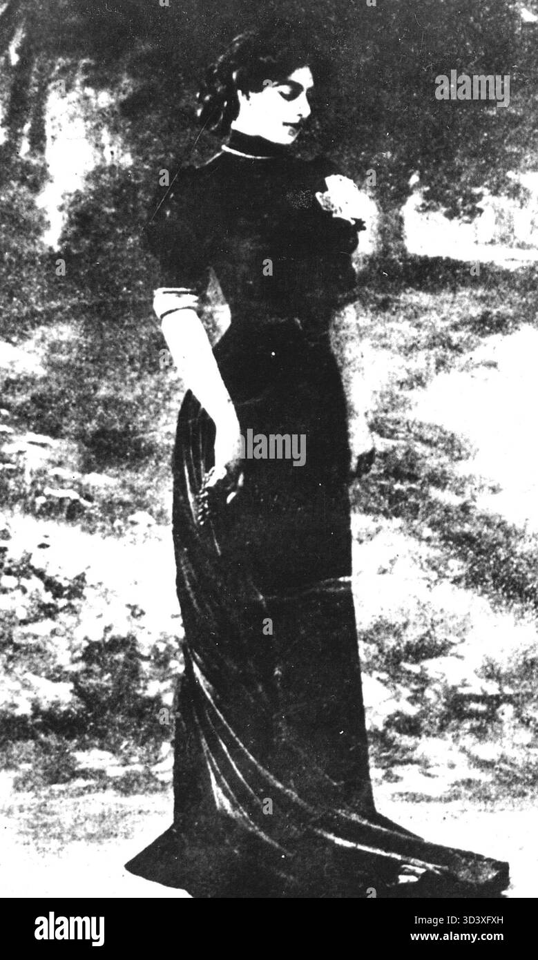 A photograph of the famous dancer and spy Mata Hari, dated December 13, 1910, capturing her in her prime during the early 20th century. Stock Photo