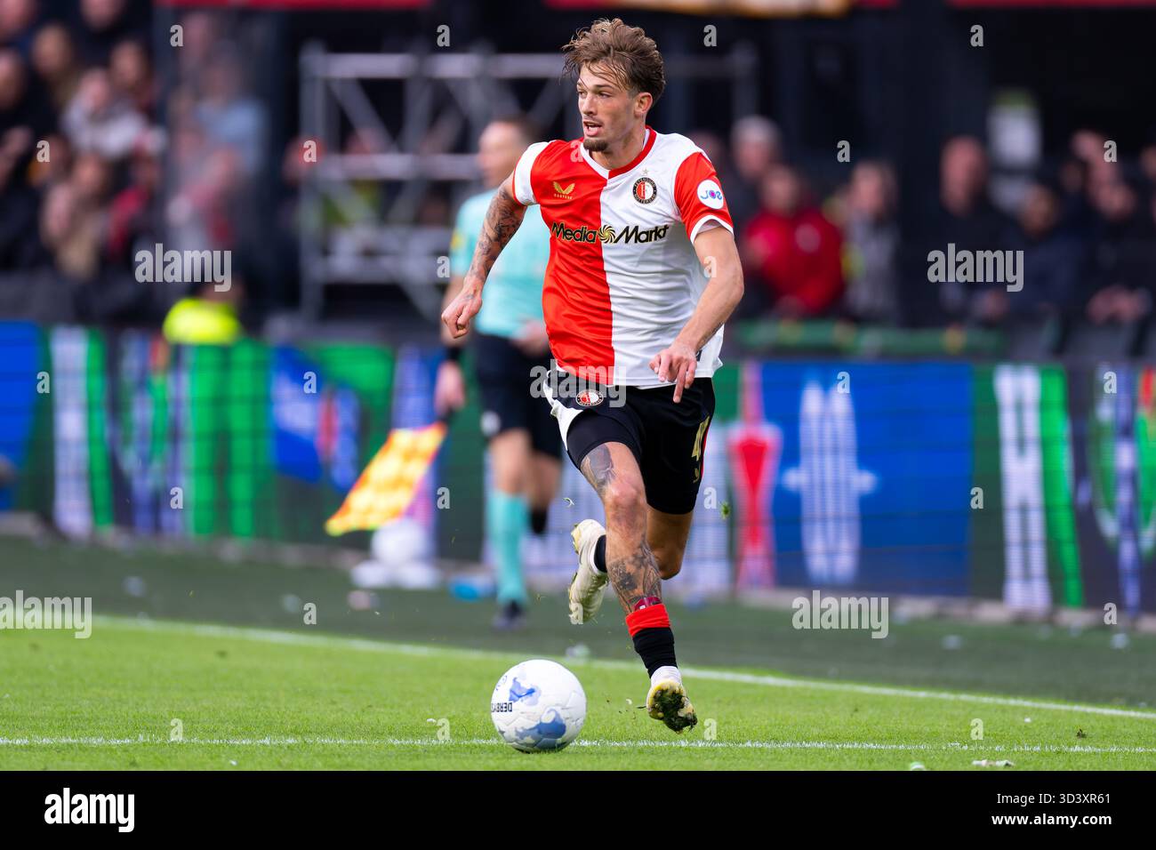 ROTTERDAM NETHERLANDS OCTOBER 26 Luciano Valente Of Feyenoord In rotterdam-netherlands-october-26-luciano-valente-of-feyenoord-in