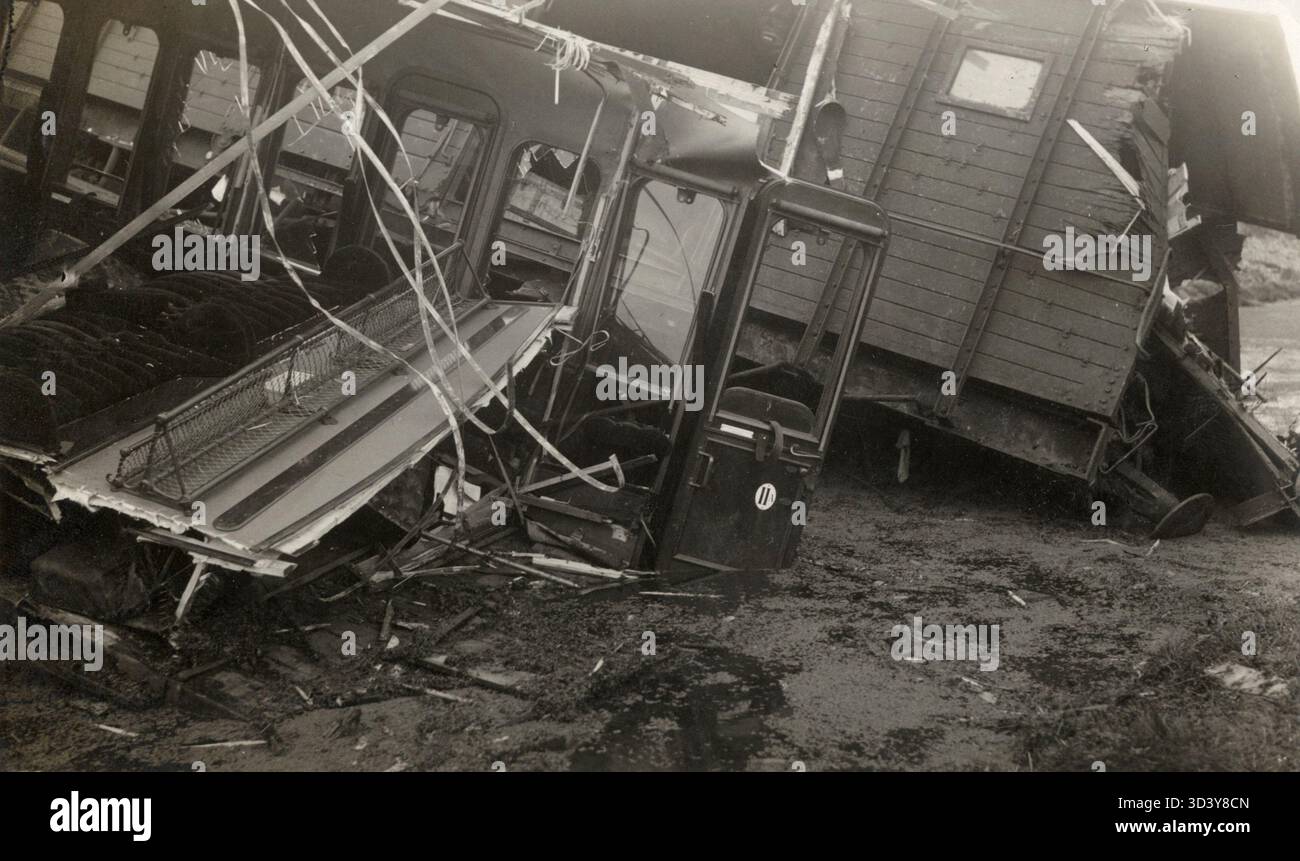 1926 Train A photo from the 1926 train disaster at Voorschoten, Netherlands ...