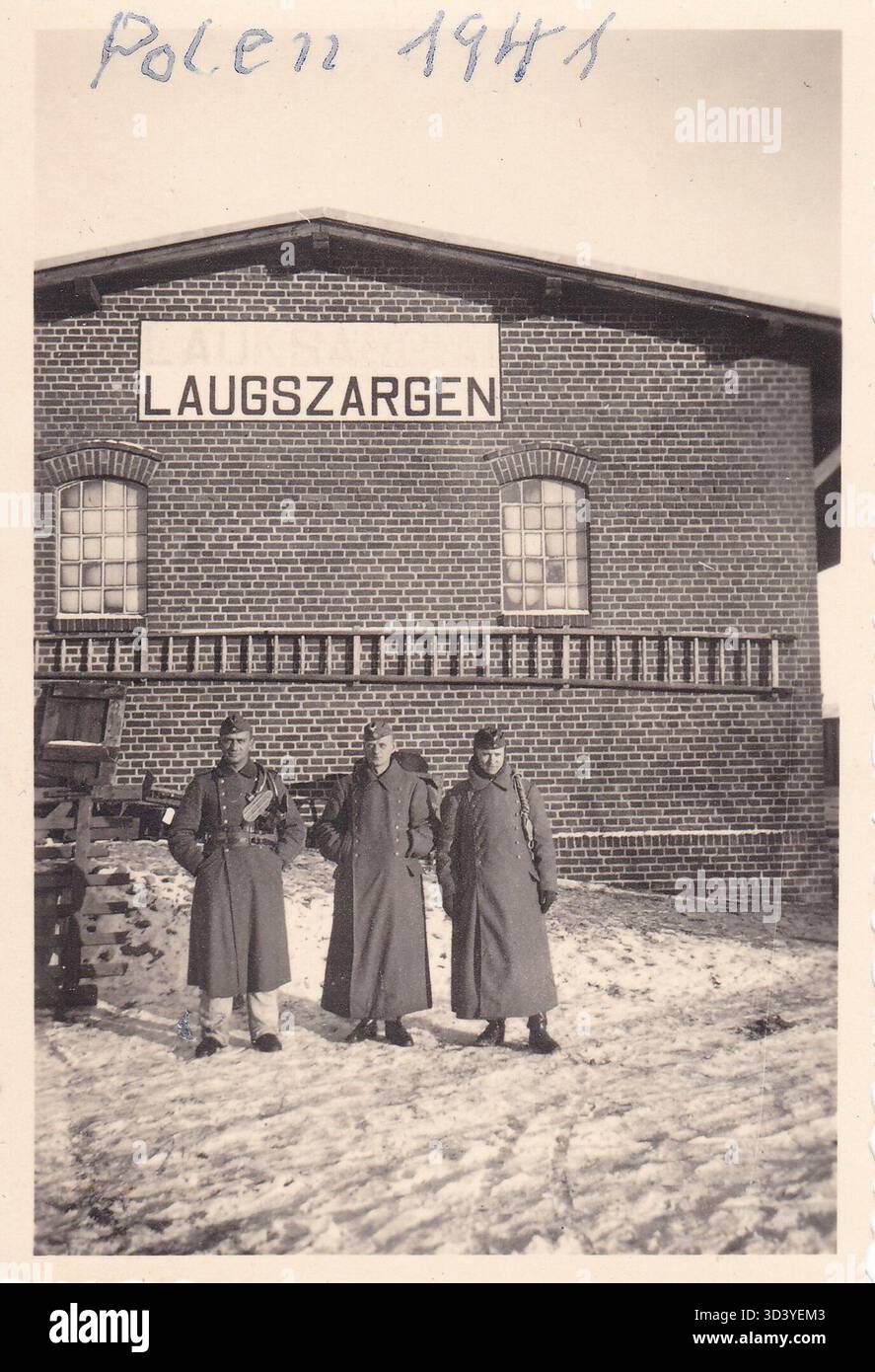 photograph-of-lauksargiai-train-station-in-1941-showing-german