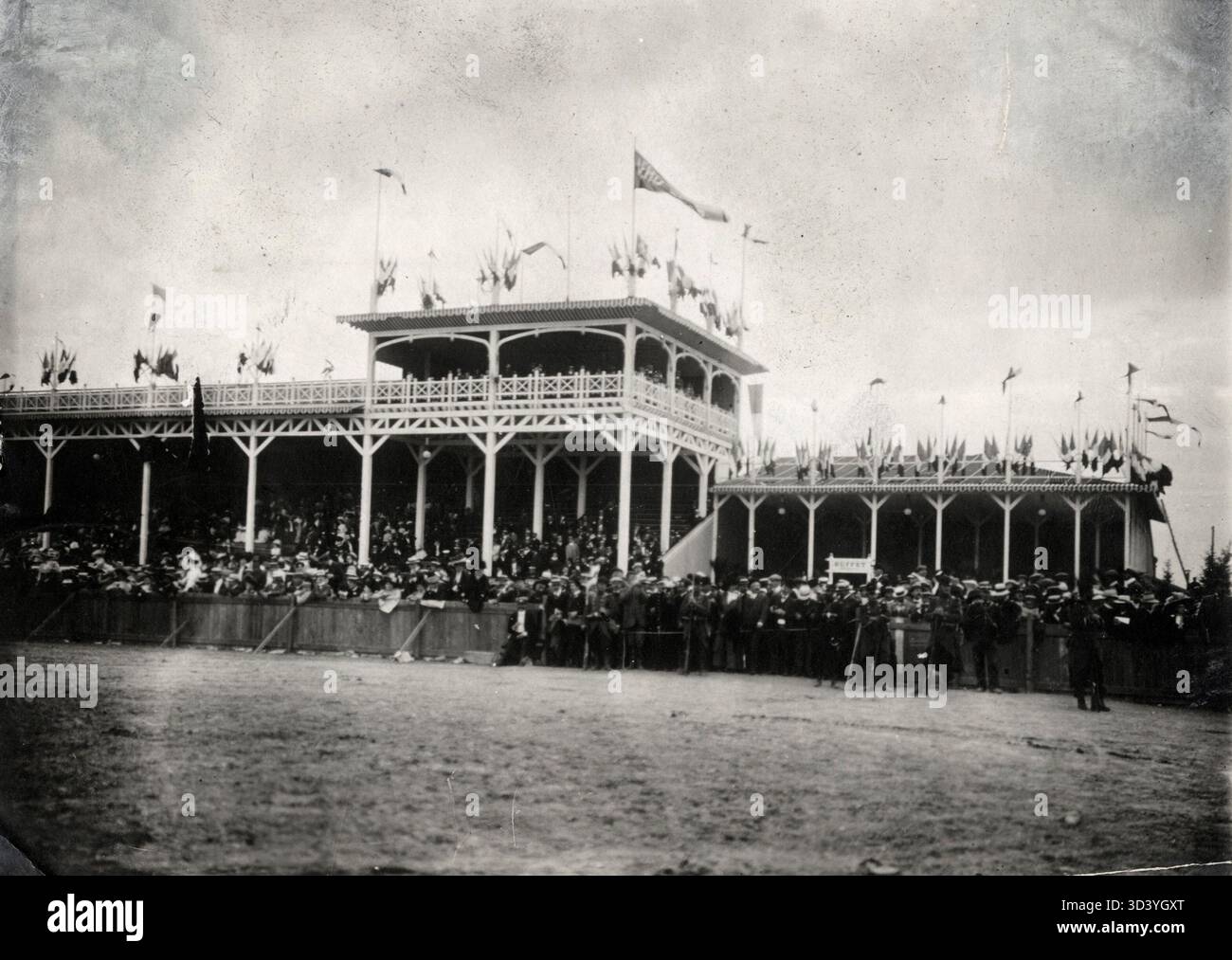 Early airshows hi res stock photography and images Alamy