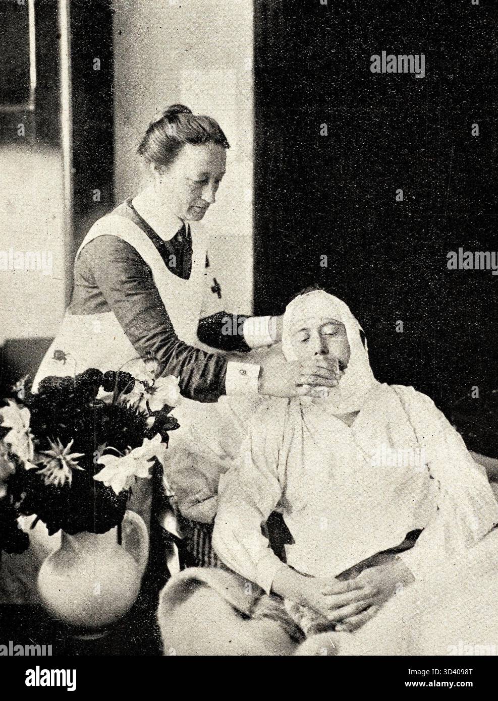 German world war i red cross nurse hi-res stock photography and