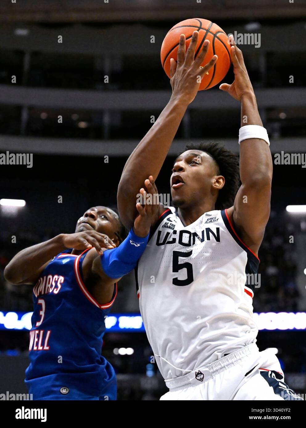 Darrel Reed UConn forward Tarris Reed Jr. (5) grabs a rebound against UMass Lowell ...